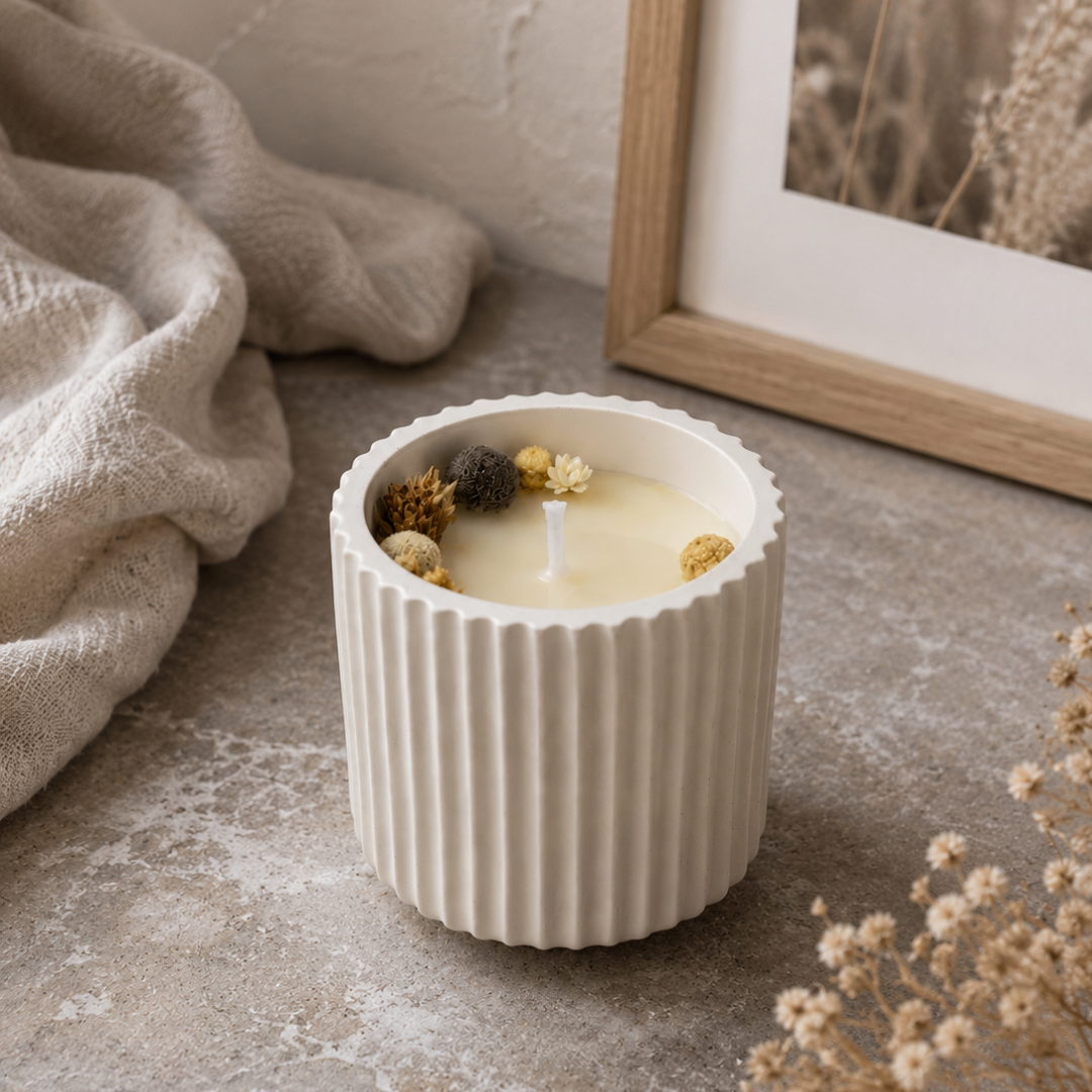 Vela Aromática 130g Linha Stone | Baunilha & Lavanda | Vaso Roma Nature - Imagem 3